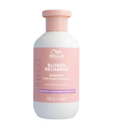 Wella Professional Invigo Blonde Recharge Shampoo 300ml Σαμπουάν αναζωογόνησης χρώματος για μαλλιά με ανταύγειες, ψυχρά ξανθά ή γκρι μαλλιά