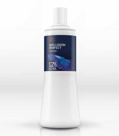Wella Professional Welloxon Perfect Creme Developer 12% δημιουργήθηκε για να πετύχει τα καλύτερα δυνατά αποτελέσματα χρώματος. Ξανοίγει τα μαλλιά