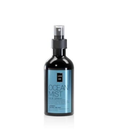 Lavish Care Ocean Mist Sea Salt Spray 300ml Για beach wave hairstyle, απορροφά τη λιπαρότητα και δίνει έξτρα όγκο στα μαλλιά σας.